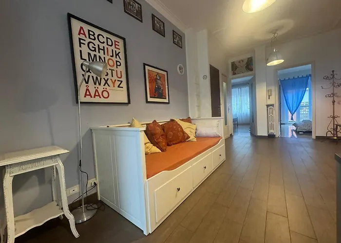 Casa Dante Vicino Metropolitana